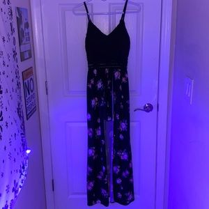 size: L/G brand: JC Penney color: mainly black